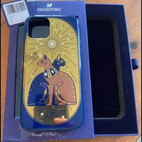 Swarovski iPhone 11Pro case - Picture 1 of 3